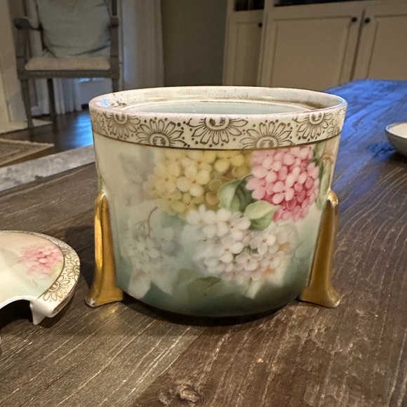 Antique Thomas Bavaria Hortensia Hand Painted Sugar Bowl with lid - Picture 1 of 9